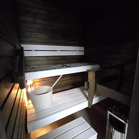 Uusi Kotoisa Kaksio Yksityissaunalla